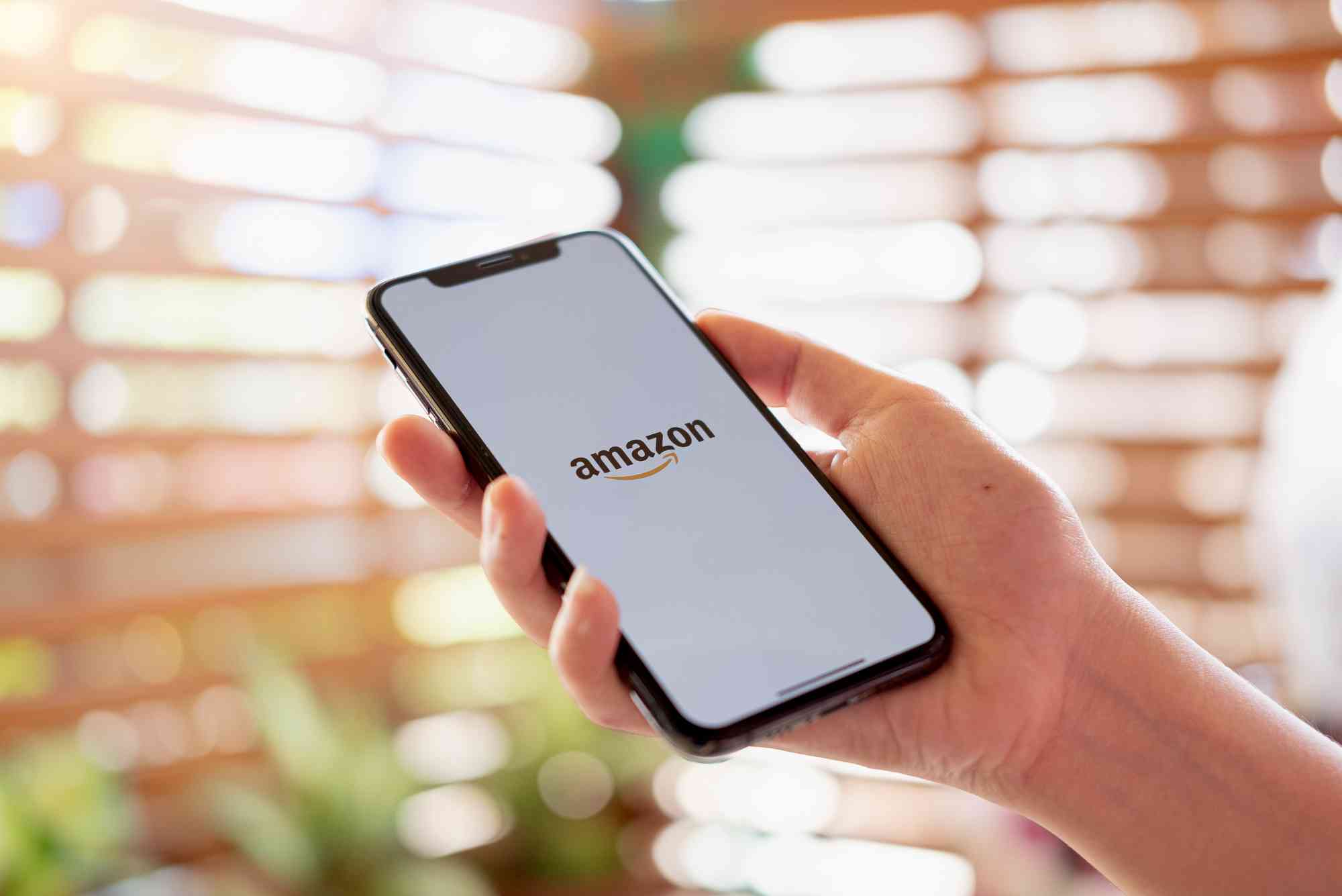 Amazon Dubai Contact Number